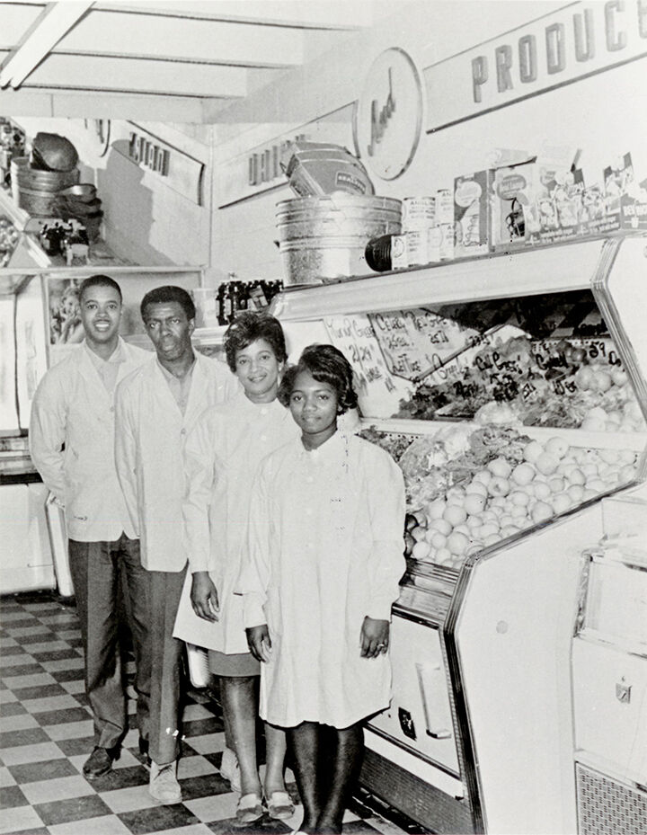 R and R Drive in Market 1969001 - (10in x 12.907in).jpg